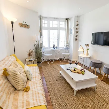 Ocean Breeze - 1 Minute From The Beach - 10 Minute From Bic - Fast Wi-Fi - Smart Tv-3